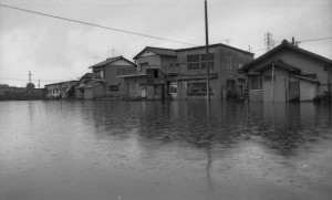 069五十一・九・十二(ネガ04)23（羽島市民病院付近）.19760911