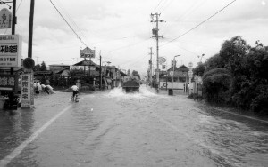 069五十一・九・十二(ネガ37)06（江吉良？）.19760900